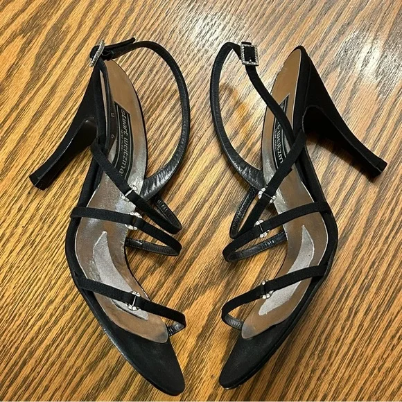 Stuart Weitzman Black Strappy Sandals Rhinestones on Strap & Buckle Size 9 - Picture 3 of 12